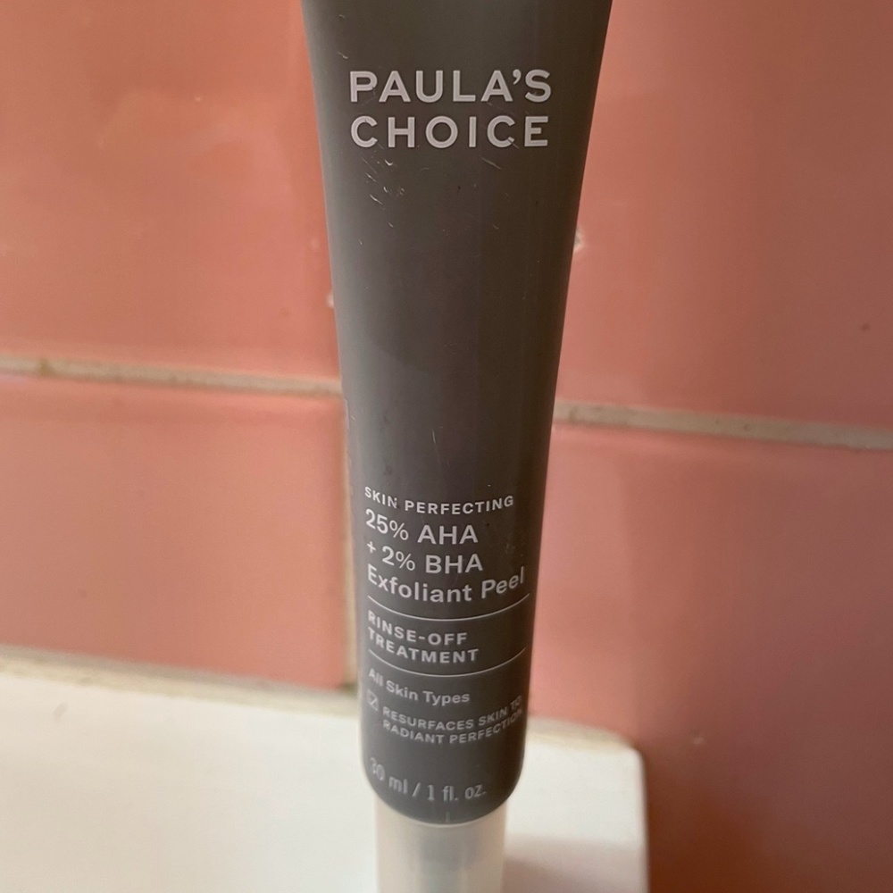 Paula’s Choice 25% AHA + 2% BHA Exfoliating Peel